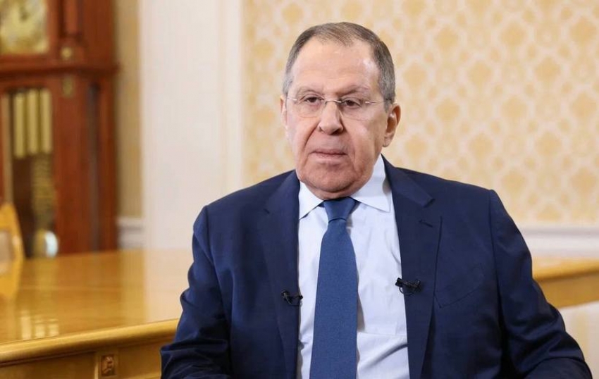 Lavrov: „Macron a declarat: «Îl voi suna pe Putin într-o zi». Nu este serios, este un fel de diplomaţie patetică”
