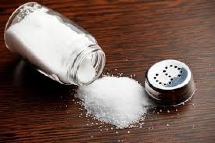 10.000 de decese pe zi, în Europa, sunt pricinuite de consumul de sare