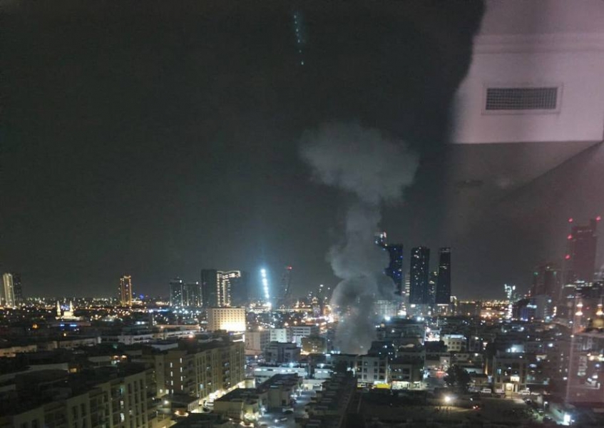 Atac iranian asupra Dubaiului soldat cu 4 răniți. Un petrolier kuweitian a fost lovit în port şi este posibilă o maree neagră Atac iranian asupra Dubaiului soldat cu 4 răniți. Un petrolier kuweitian a fost lovit în port şi este posibilă o maree neagră