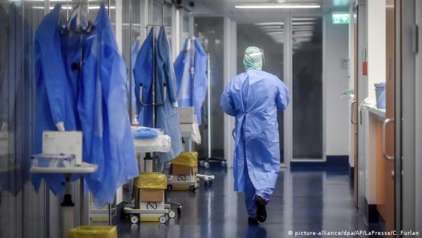 In Italia, au fost suspendati aproape 2.000 de medici si dentisti pentru ca nu sunt vaccinati impotriva COVID-19
