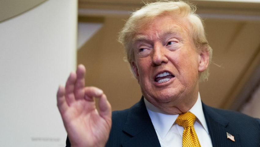 Donald Trump renunță la termenul „inteligență artificială” Donald Trump renunță la termenul „inteligență artificială”