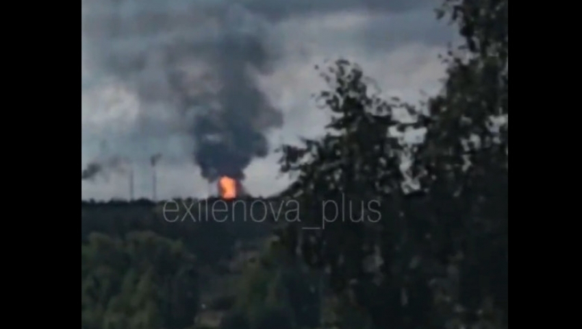 UNA DINTRE CELE MAI MARI FABRICI PETROCHIMICE DIN RUSIA A FOST ARUNCATĂ ÎN AER