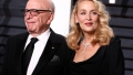 Miliardarul Rupert Murdoch a divortat la 91 de ani. Actrita Jerry Hall primeste zeci de milioane de lire sterline si un conac