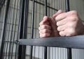 Şapte ani de închisoare pentru că a furat banii consătenilor 