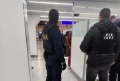 15 ANGAJATI AI POLITIEI DE FRONTIERA SINT CERCETATI PENTRU PRETINDERE DE MITA LA AEROPORT