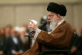 Ali Khamenei amenință că SUA şi Israelul vor avea parte de o ripostă zdrobitoare pentru confruntarea cu Iranul