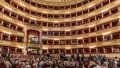 article logo Reguli vestimentare noi și firești la Scala din Milano: ”Pantalonii scurţi şi şlapii nu sunt permişi”