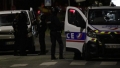 Politia franceza a deschis focul asupra unei masini in centrul Parisului; doi morti si un ranit
