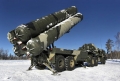 NOUL SISTEM ANTIAERIAN S-400 A INTRAT IN SERVICIU LA GRANITA DE NORD-VEST A RUSIEI