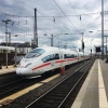 Beat pulbere, un mecanic de locomotiva a circulat haotic cu trenul prin Stuttgart, injurindu-si sefii prin portavoce