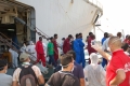 Italia a evacuat 2.400 de migranti din Lampedusa in Sicilia