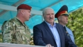 Aleksandr Lukasenko: „Ii ordon ministrului Apararii sa ia cele mai stricte masuri pentru a apara integritatea teritoriala a tarii”