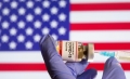 Le tremura fundul conspirationistilor din SUA: Administratia Biden ii obliga pe americani sa se vaccineze, in timp ce ”savantii antivaccinisti” moldoveni ”e” mai relaxati!