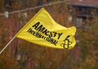 Amnesty International semnalează atacurile sistematice din Europa împotriva libertăţii de întrunire