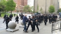 Solidaritate. 57 de politisti din trupele speciale din New York si-au dat demisia dupa ce doi colegi au fost suspendati